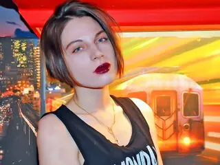 Cam cam GracefulLindsay